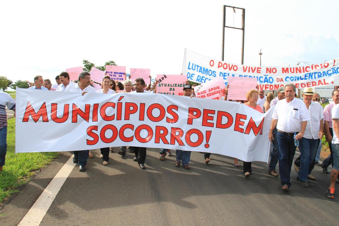 Reforma pode deixar 88% dos municípios brasileiros QUEBRADOS!